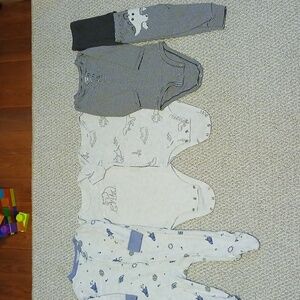 Carter's 9M CLOTHES BUNDLE